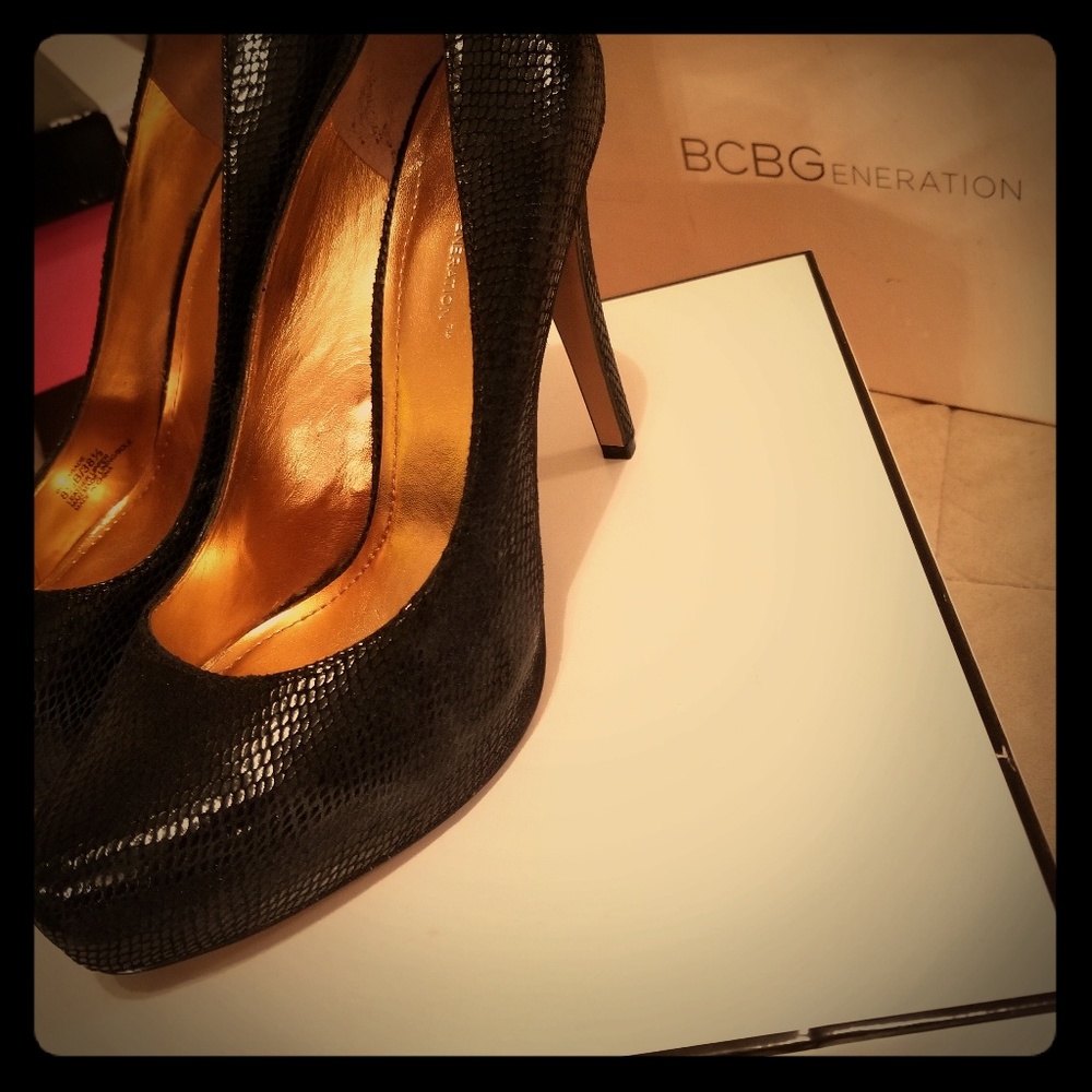 BCBG heels
